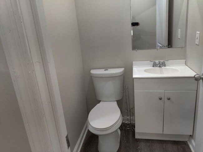 Photo - 5535 Crowson St Unit 1st Floor w/ Private bath - SRO - A1