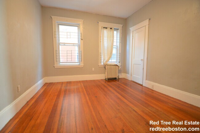 Photo - 31 Chester St Unit 1