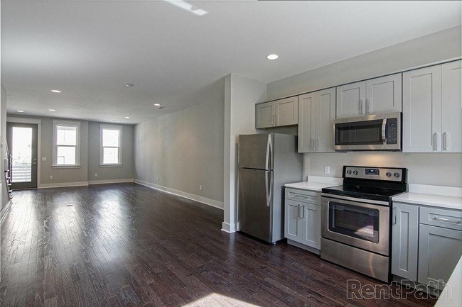 Photo - Village at Cameron Harbor