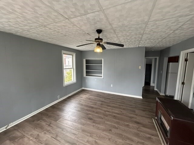 Building Photo - 33 Malvey St Unit 2F