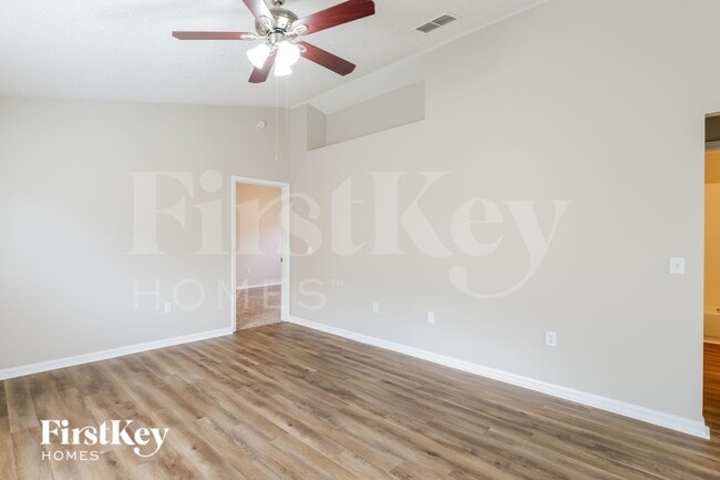 Photo - 6512 Viewpoint Ct