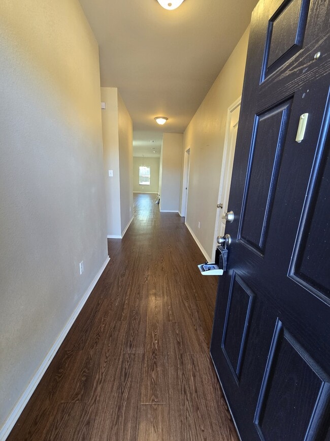 Photo - 457 Ambrose Avenue