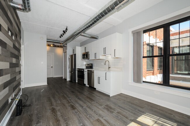 Photo - 7645 N Sheridan Rd Unit 416