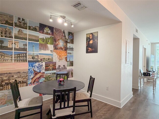 Photo - 90 SW 3rd St Unit 1116