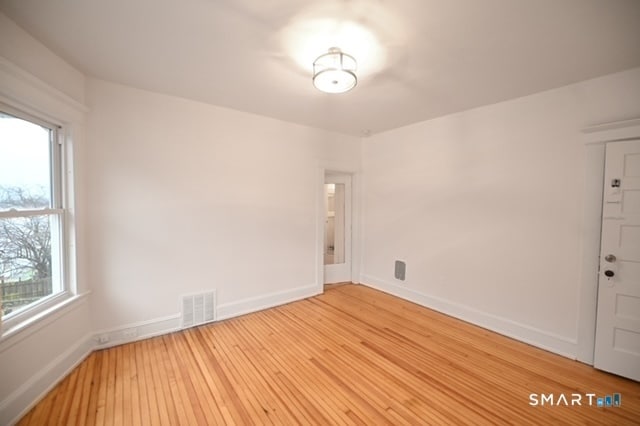 Building Photo - 117 Marion St Unit 2