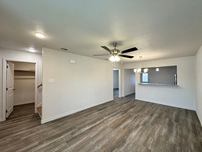 Photo - 222 Dolphin Dr