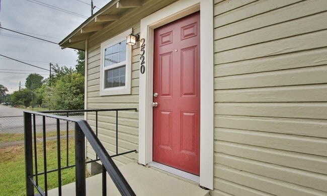 Photo - Historic Row House District – Move-In Special! Only $497 Deposit (with fully qualified applicatio...