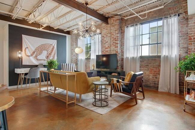 Photo - 828 St Charles Ave Apartamento Unidad ID1265388P