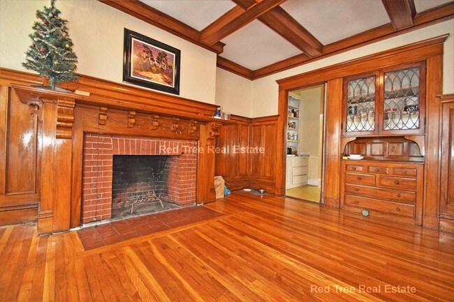 Photo - 141 Fuller St Unidad 2