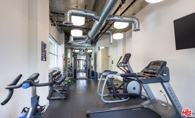 Photo - 1249 S Grand Ave Unit 416