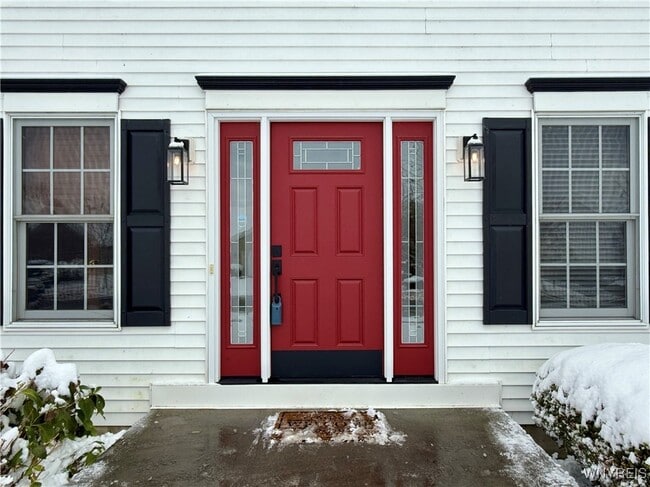 Photo - 175 Crown Royal Dr