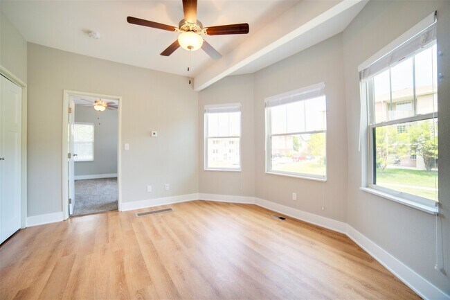 Photo - 3004 West St Unidad 101