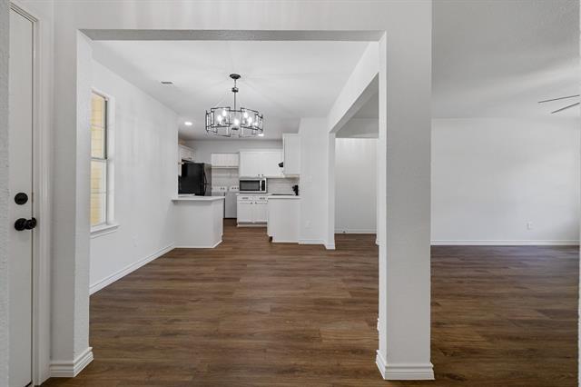 Photo - 704 Peterson St