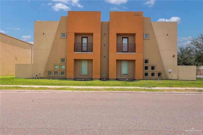 Photo - 1200 E Daffodil Ave Unidad D Rental