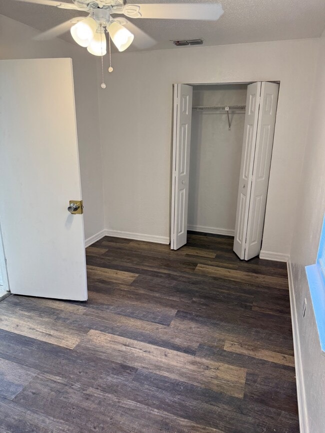 Photo - 1583 Sunset Ln