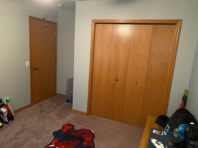 Photo - 701 Cork Crossing