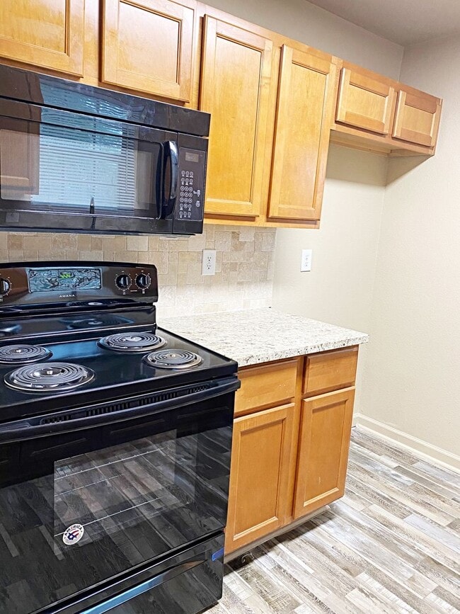 Photo - 1750 10th St