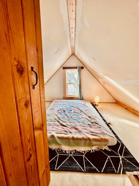 Convierte el dormitorio en tu oficina y usa esta habitación como un dormitorio o un gran armario. - 302 Van Deusen St