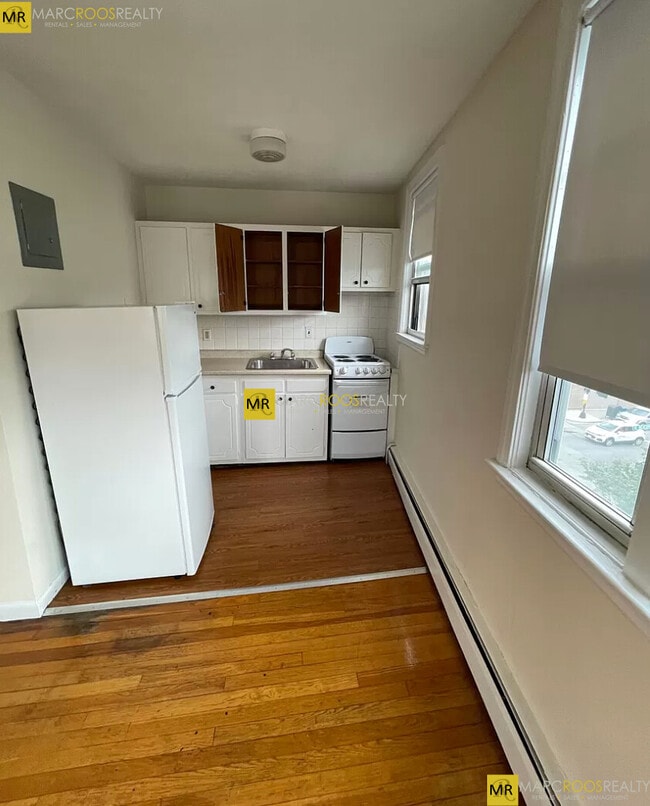 Photo - 160 N Beacon St Unit 22