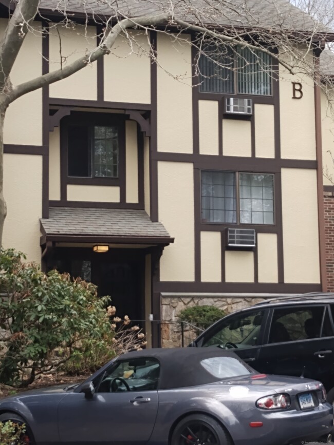 Photo - 50 Aiken St Unit APT 435