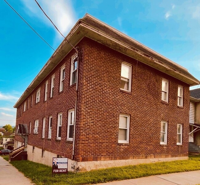 Building Photo - 77 Colfax Ave Unit 2 Rental