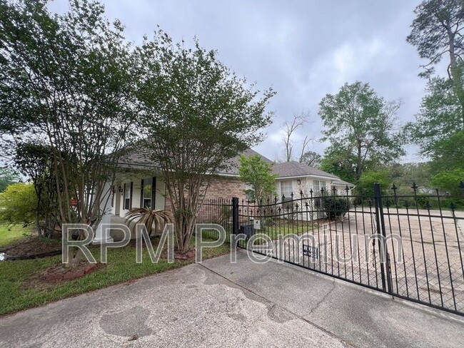 Photo - 7850 Greenwell St