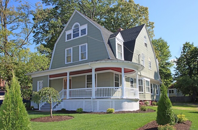 Photo - 62 Whitney St