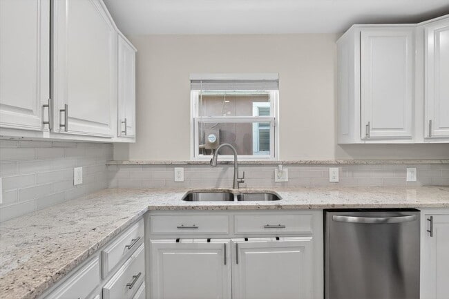 Photo - 4315 Cabell Dr