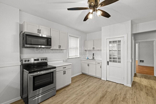 Building Photo - 4765 Goethe Ave Unit 4763 1f