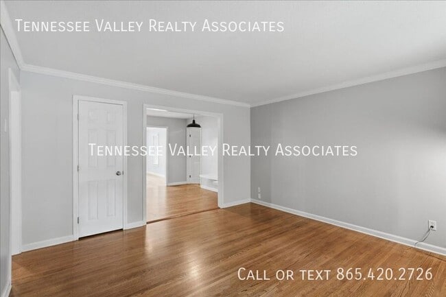 Photo - 729 Waco Rd NW