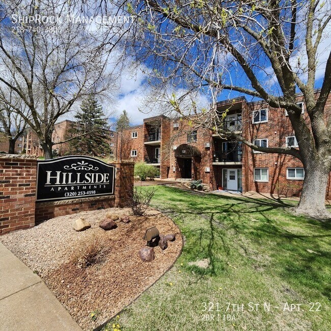 Building Photo - 321 7th St N Unit Apt. 22