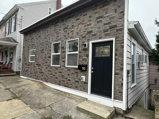 Photo - 106 Saint John St Unit 110