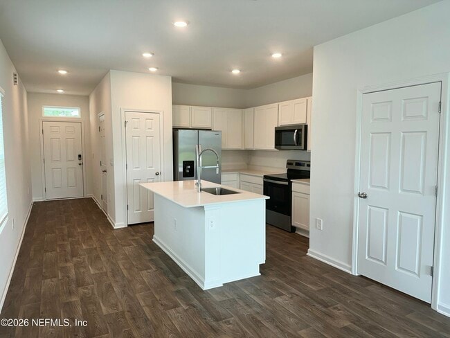 Photo - 12725 Whelan Ave