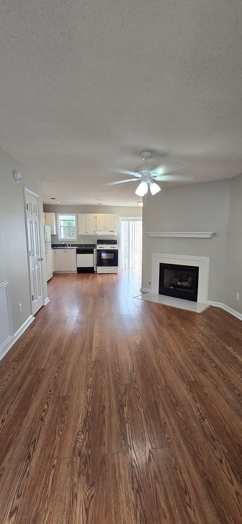 Photo - Lovely Jasper Townhome