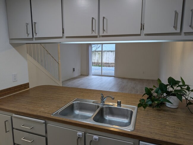 Photo - 4617 80th St NE Unidad #4