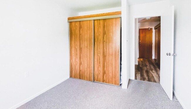 Photo - Forest Manor Apartments