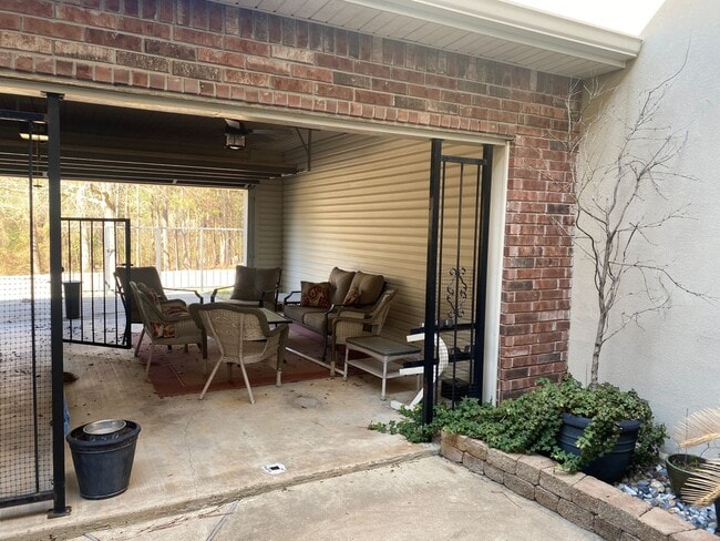 Photo - 333 Edgewood Dr