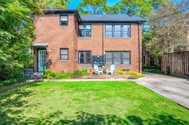 Photo - 1737 Albans Rd