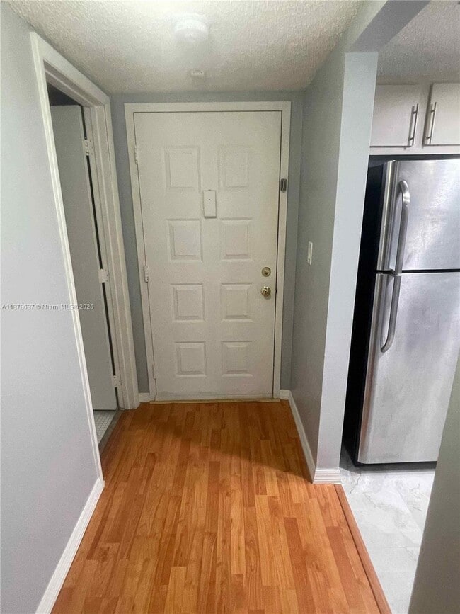 Photo - 5550 NW 44th St Unidad 312B