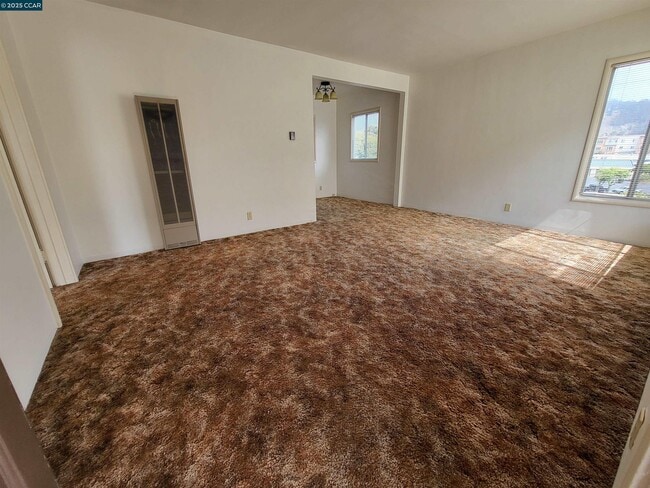 Photo - 1662 San Benito St