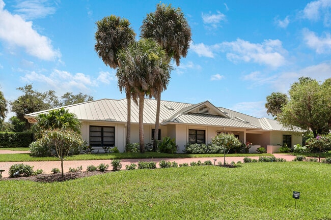 Building Photo - 5740 SE Winged Foot Dr Rental
