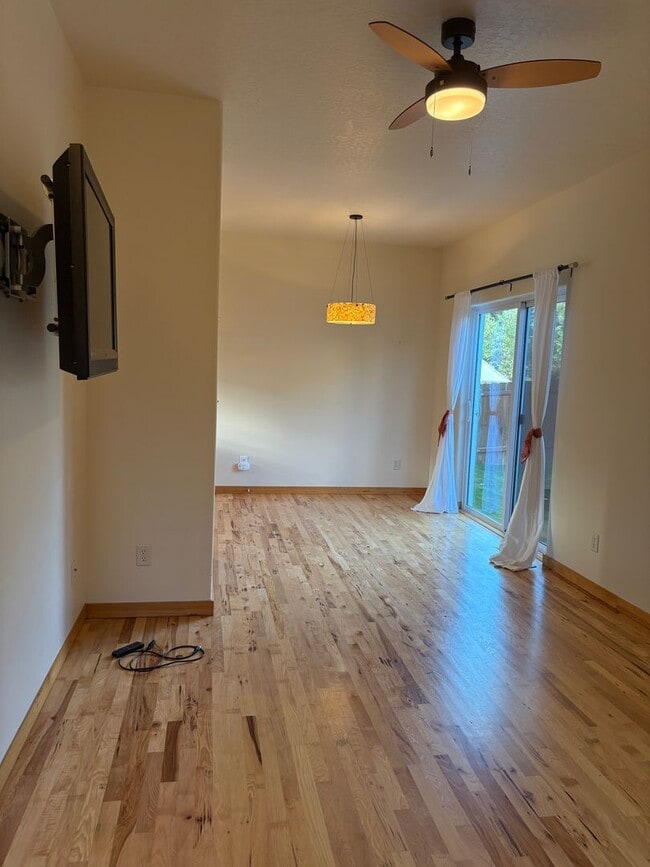 Photo - Spacious Lewis & Clark 4-Bedroom Home
