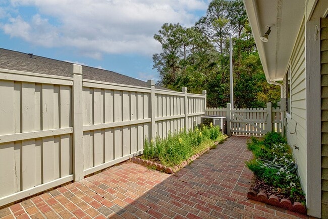 Photo - Lovely Town Home in Inland Greens