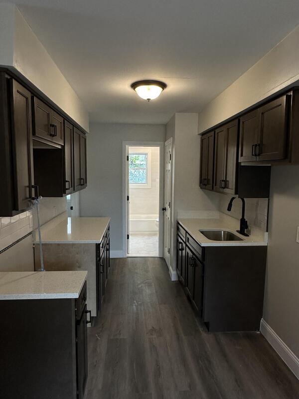Photo - 417 Boulevard