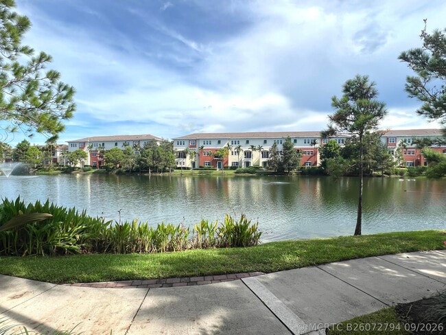 Photo - 219 SW 7th St
