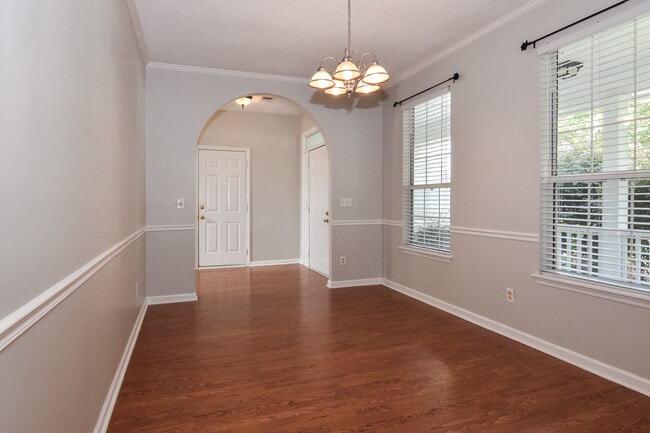 Photo - 1827 Falling Creek Cir