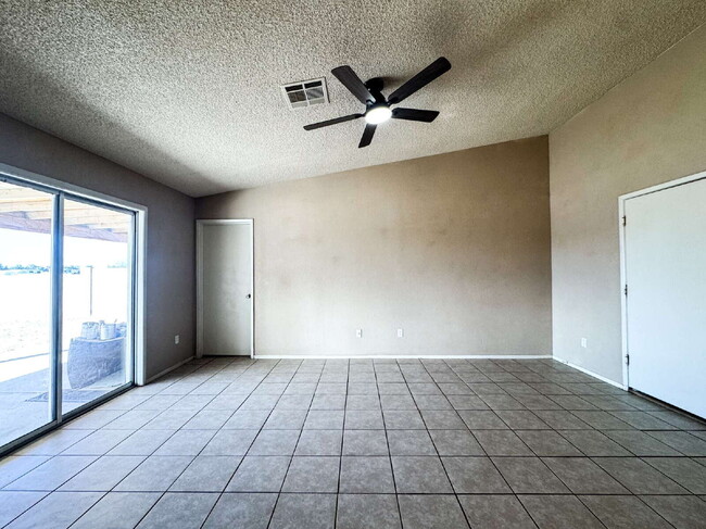 Photo - "Newly Renovated 4-Bedroom, 2 Bathroom Home in Yuma!"