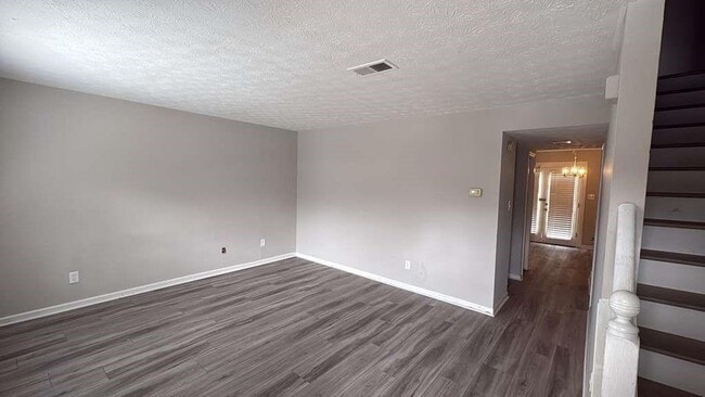 Photo - 136 Hudson Bridge Terrace