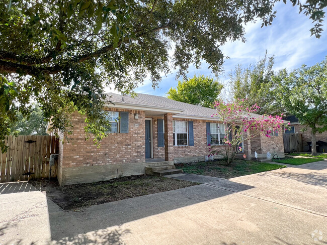 Building Photo - 2410 Brittain Ct Rental