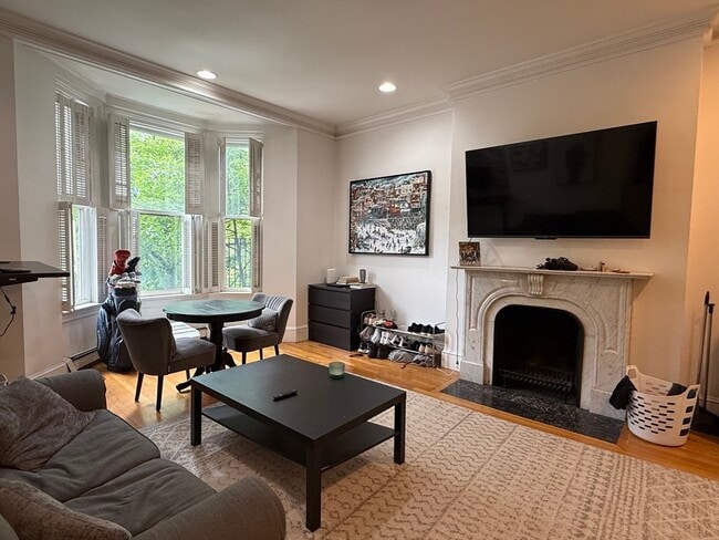 Photo - 449 Beacon St Unit 6
